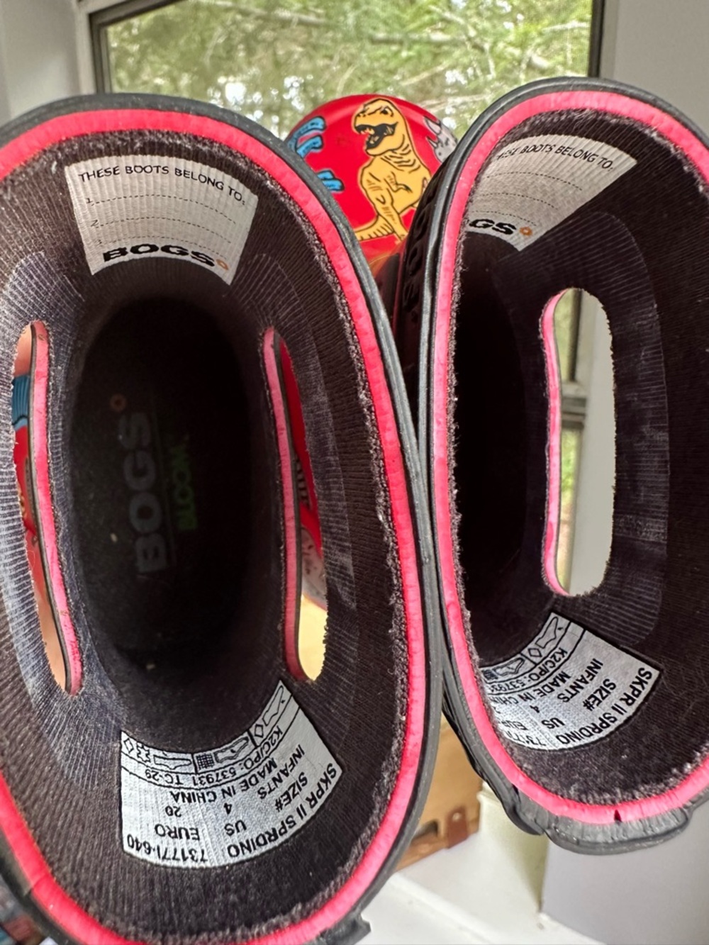 BOGS Skipper II Super Dino Waterproof Rain Boots : Infant Size 4 - Picture 3 of 6